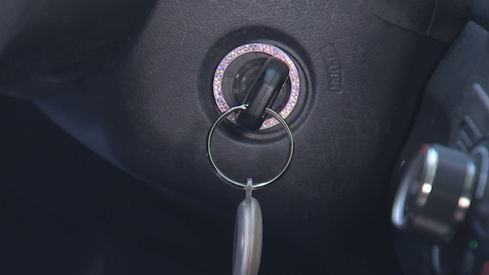 7 On Your Side shows popular 'bling ring' shutting down car engine