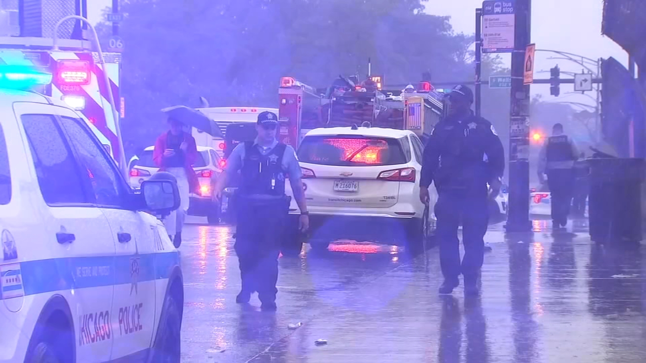Man badly injured falling onto CTA Red Line tracks at Garfield