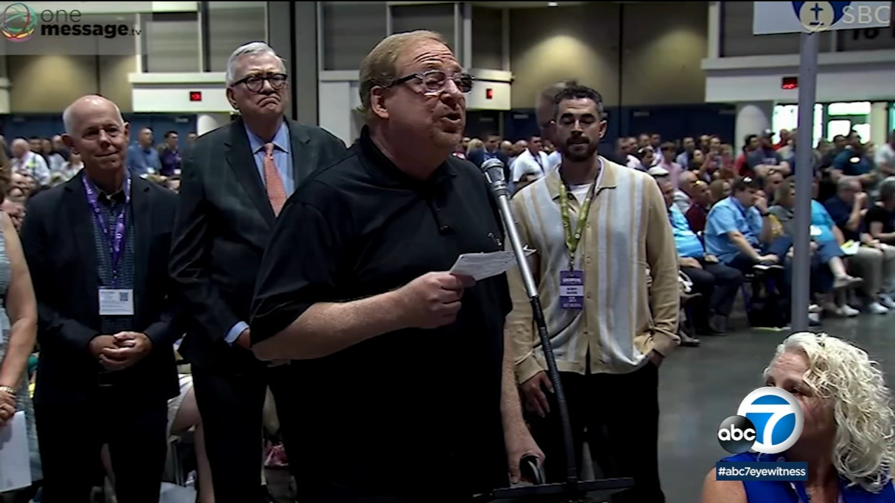 Saddleback Church: Rick Warren calls for reinstatement of OC megachurch after Southern Baptist ouster over women pastors - Vimarsana News