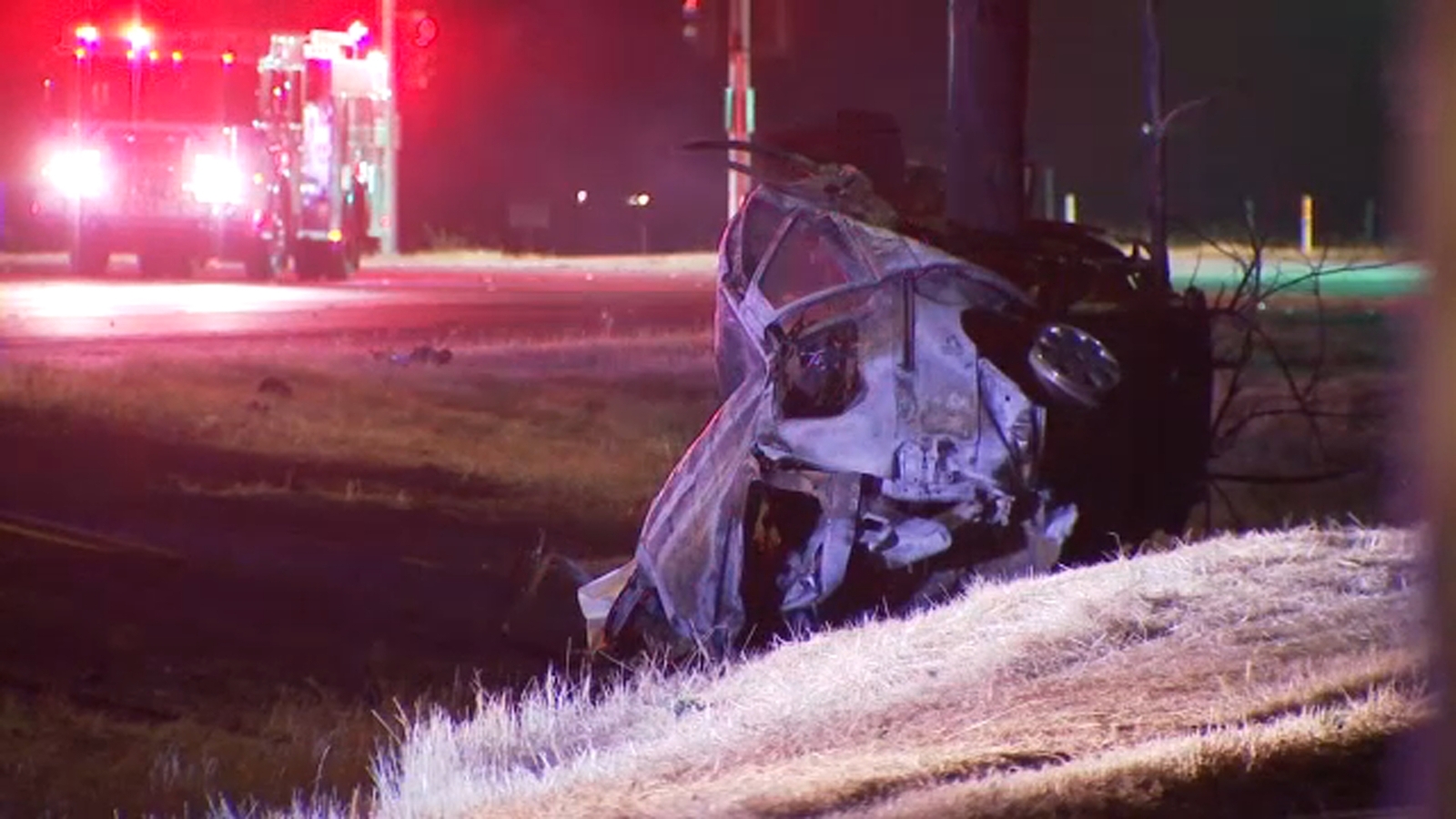 1 killed in fiery car crash in Fresno County, CHP says - ABC30 Fresno
