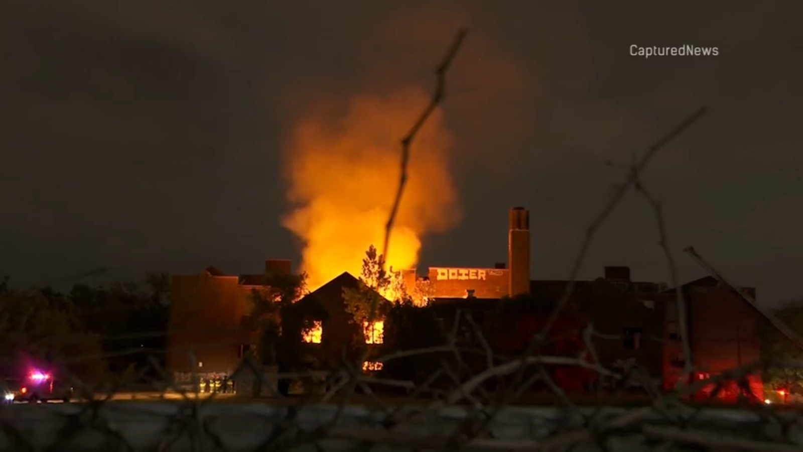 Gary, Indiana fire officials investigating after 2 long-vacant buildings go up in flames, residents say - Vimarsana News