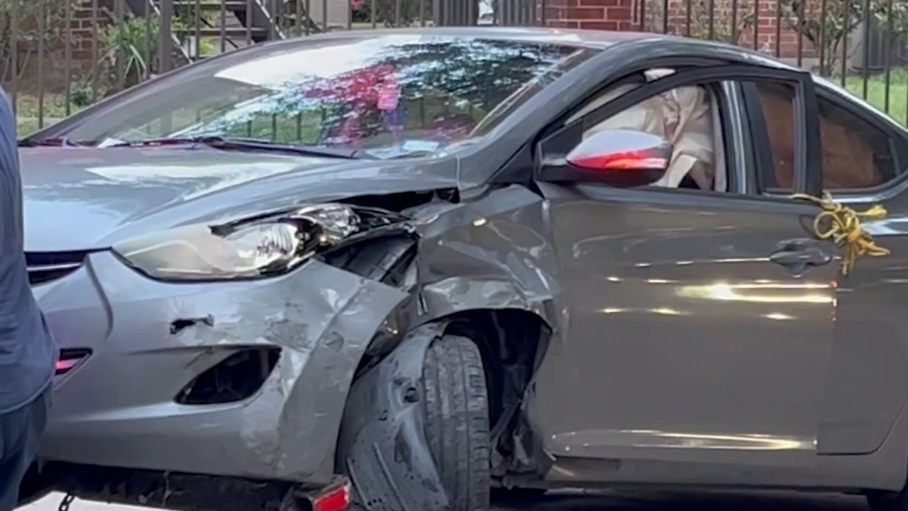 2 people shoot into car, kill man, take off in Clear Lake area: HPD