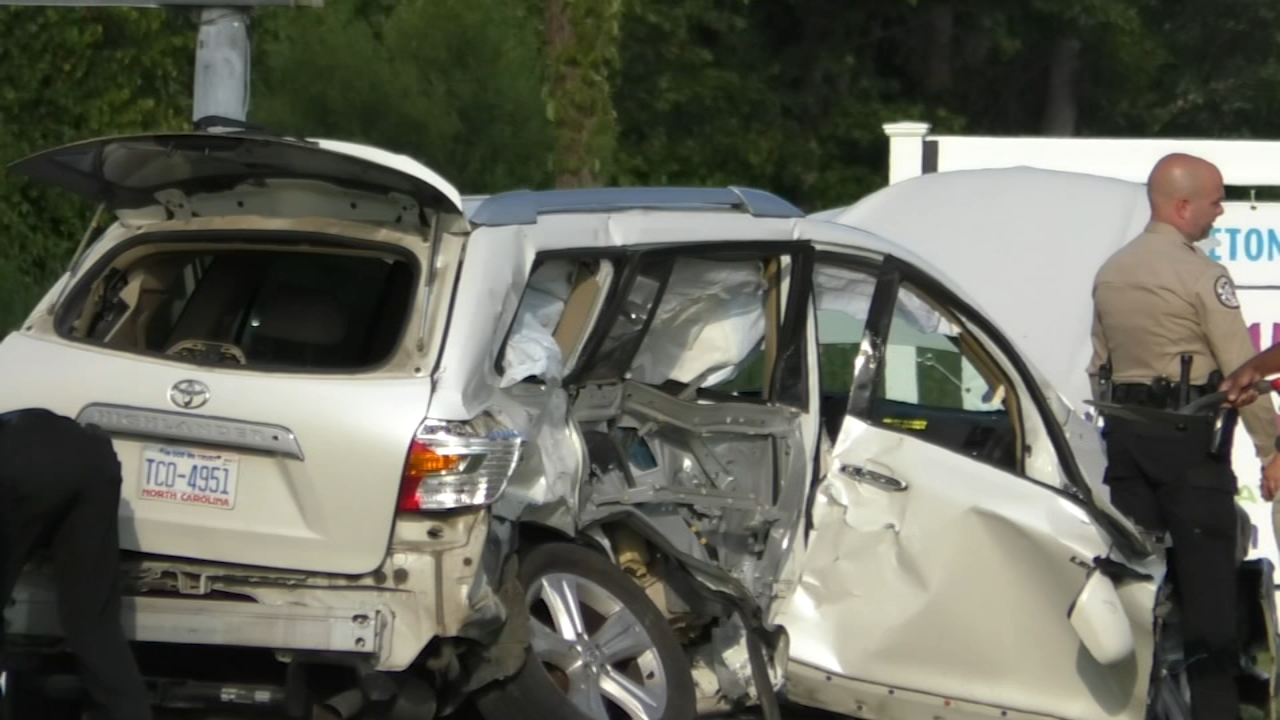 Grandmother killed, 2 injured in Johnston County crash