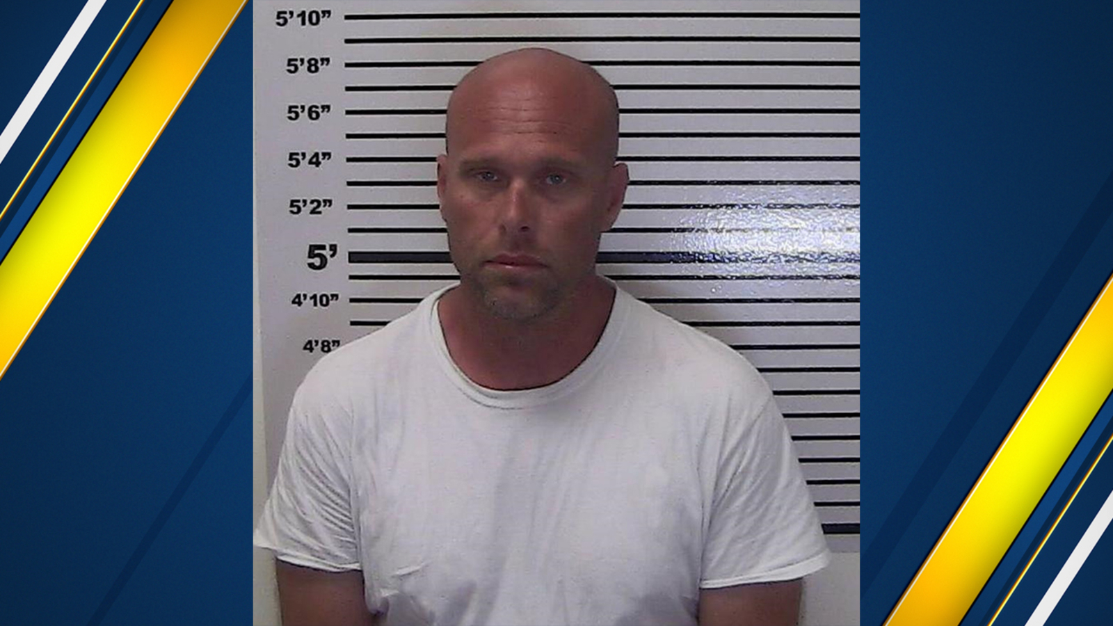 Porterville man tried setting house on fire with 3 adults, child inside, police say - Vimarsana News