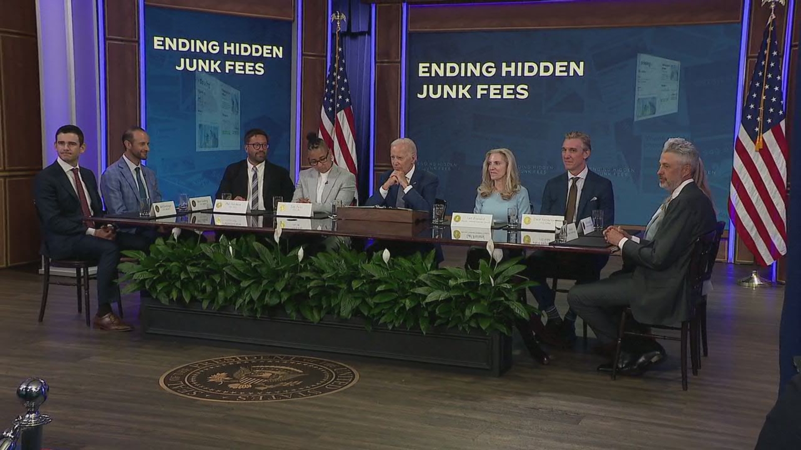 President Biden hosts Live Nation, SeatGeek and Airbnb execs to showcase push to end hidden 'junk fees' - Vimarsana News