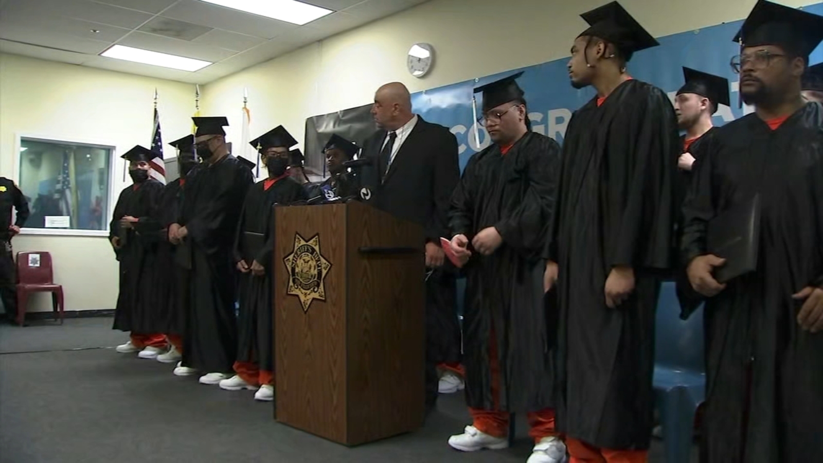 Incarcerated people at San Francisco jail receive high school diplomas - Vimarsana News