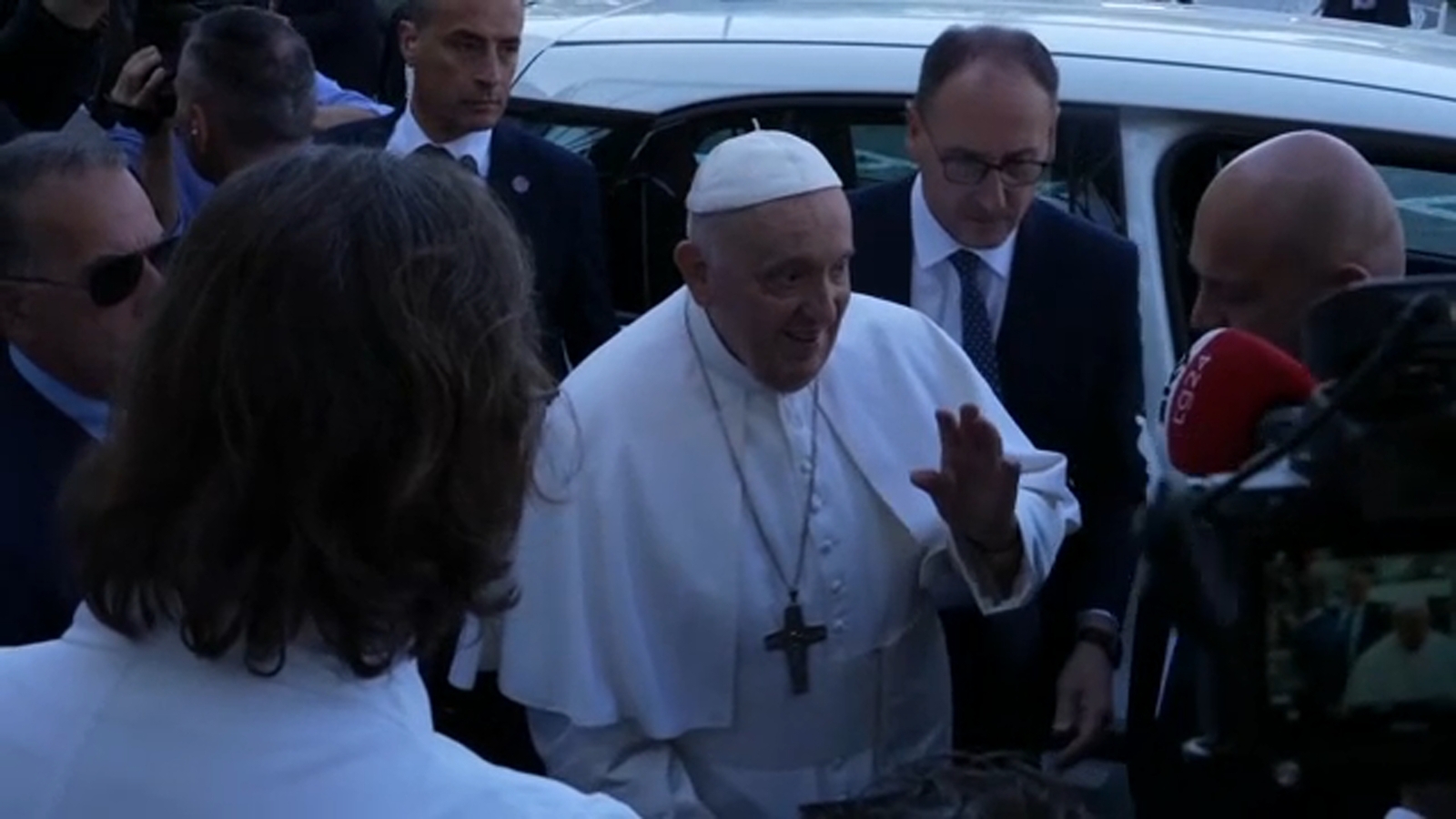 The Pope Francis news: Pontiff leaves Rome hospital 9 days after operation; surgeon says 'he's better than before' - Vimarsana News