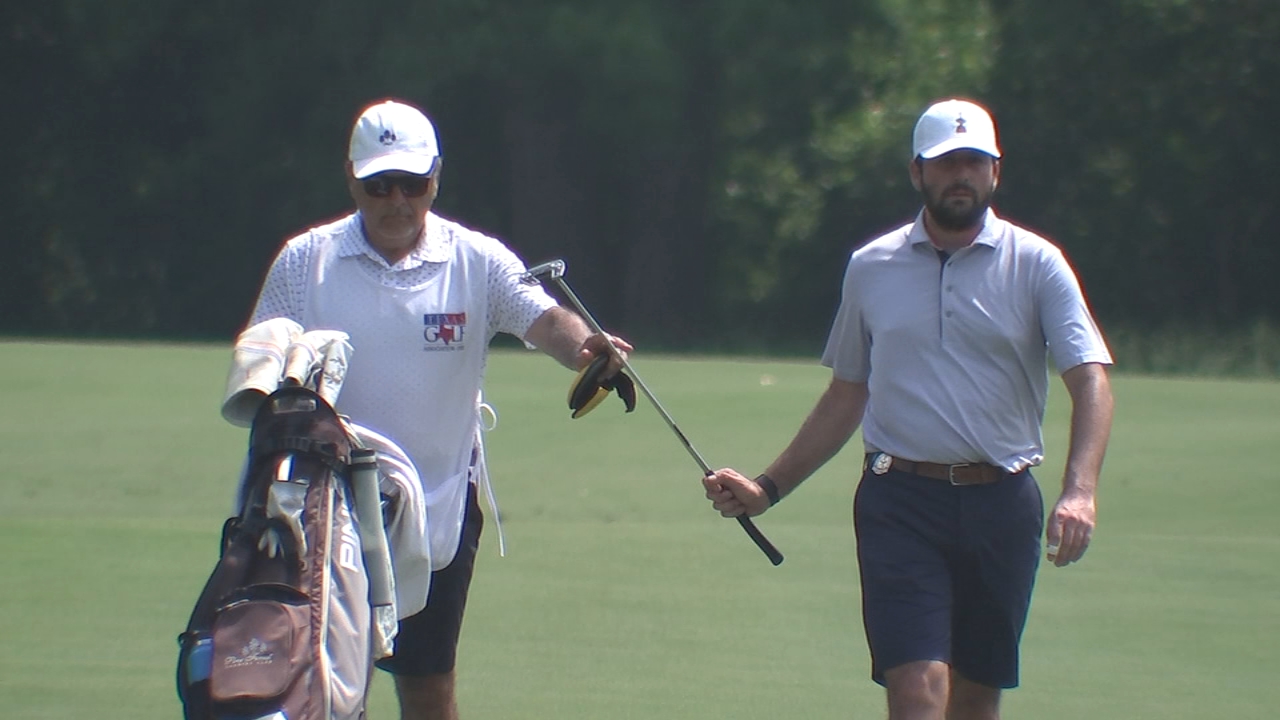 'Dad is doing a good job': Golfer's father answers call for help
