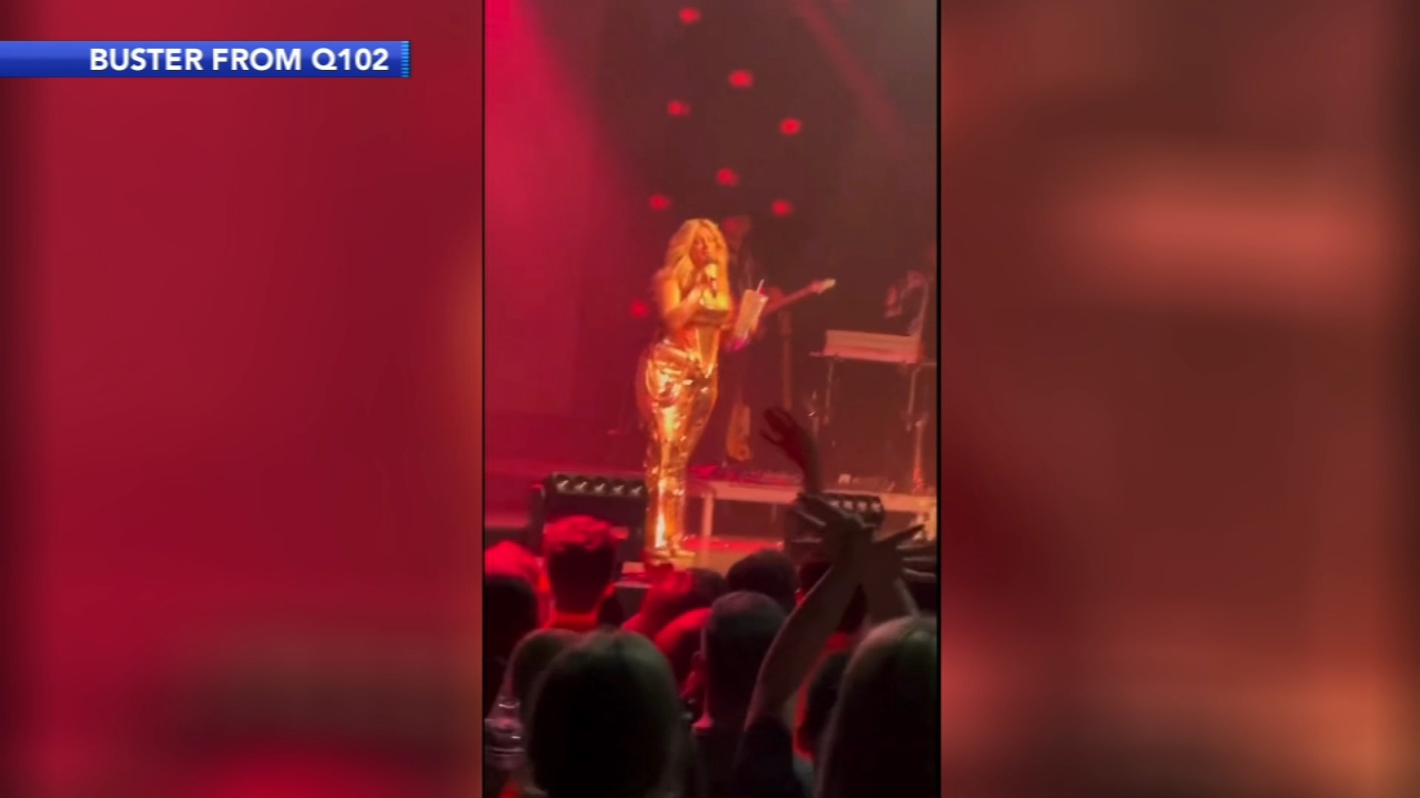 Bebe Rexha addresses cell phone incident during Philly show