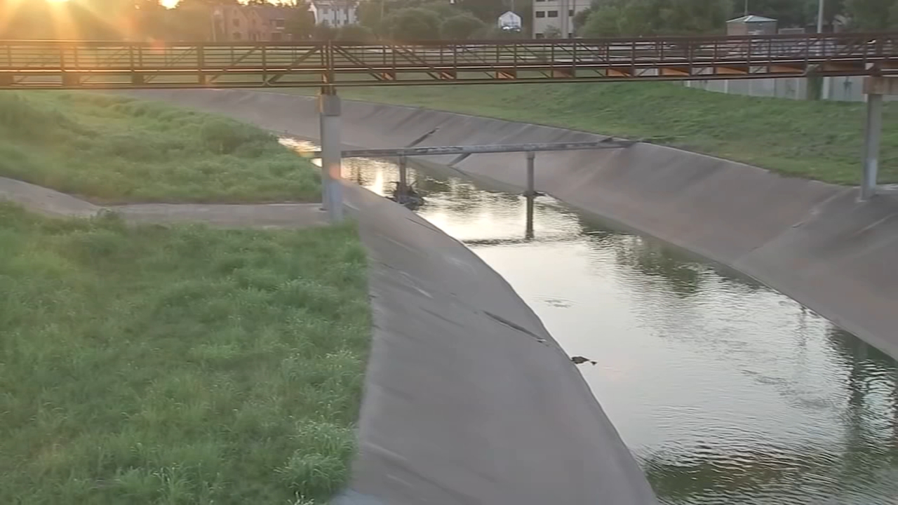 2 bodies found about 30 minutes apart in southeast Houston bayous