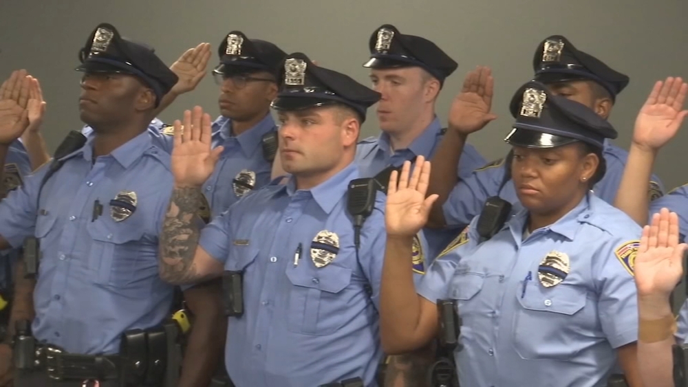 SEPTA welcomes 21 new officers to the force