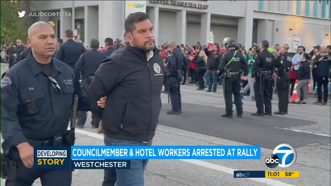 Hundreds of hotel workers rally near LAX; 2 councilmembers arrested