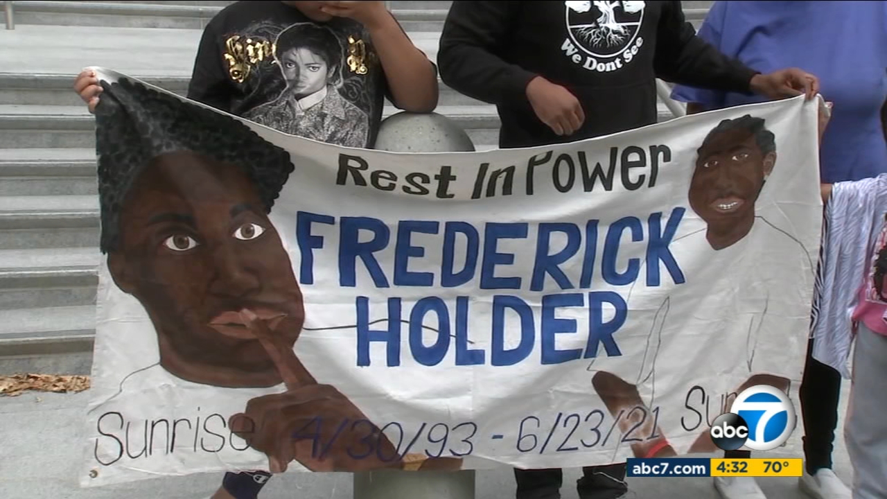 Family of man killed by Los Angeles County deputies while holding L-shaped lighter demands firing of those involved - Vimarsana News