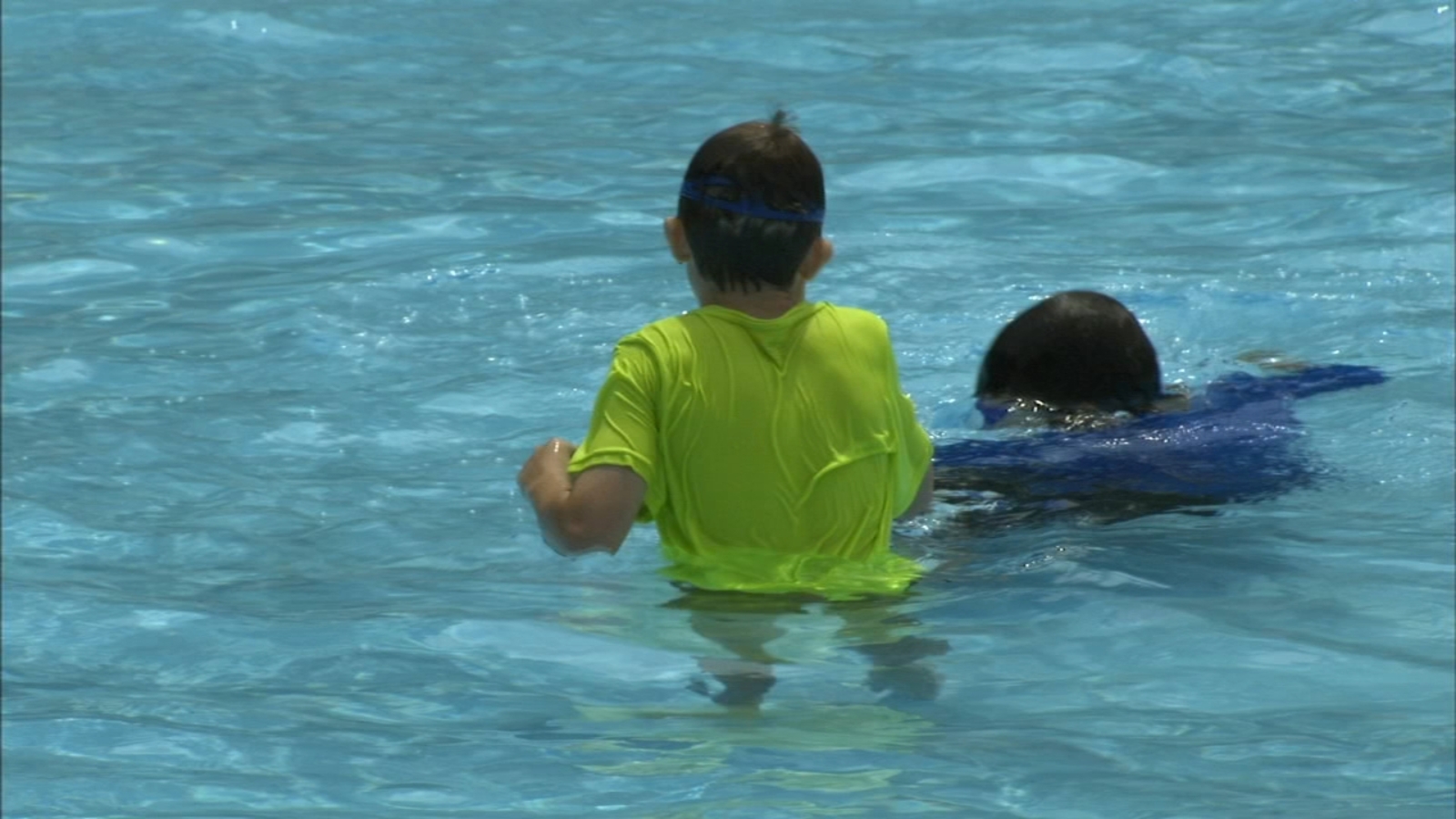 Chicago Park District opening all 77 pools for season Friday