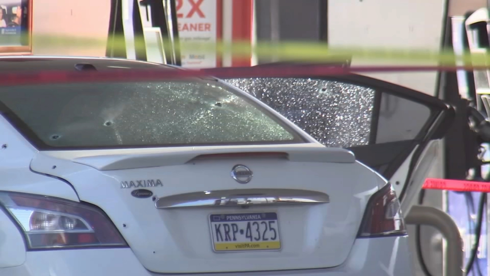 Philadelphia police: 5-year-old boy, 71-year-old grandfather shot while walking by gas station at 61st Street and Passyunk Avenue - Vimarsana News
