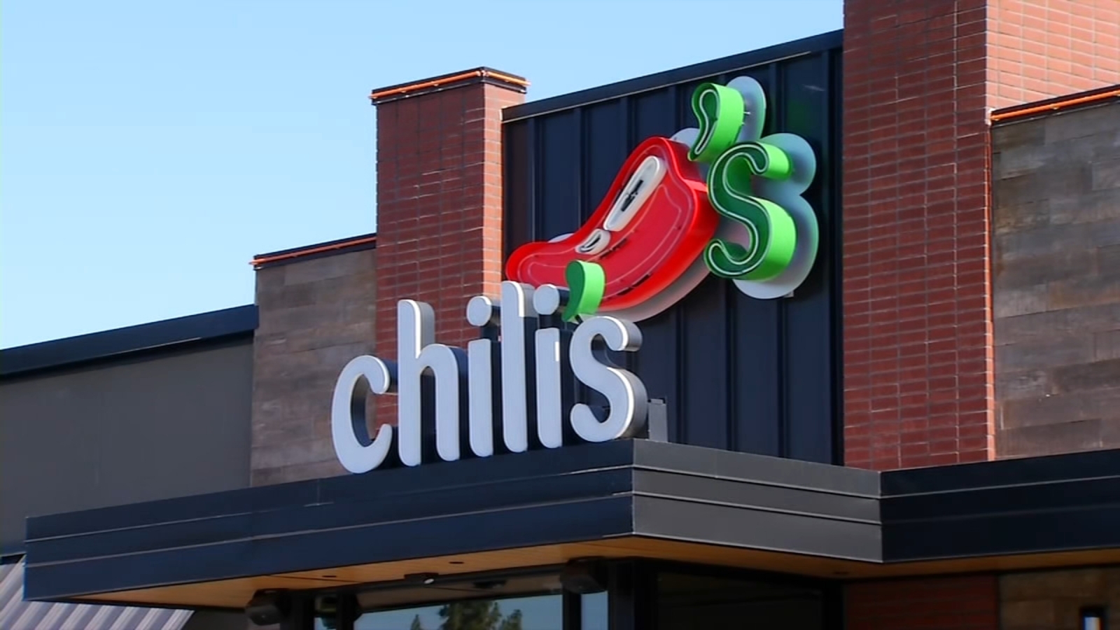 New Chili's Grill and Bar opens at Merced Mall ABC30 Fresno