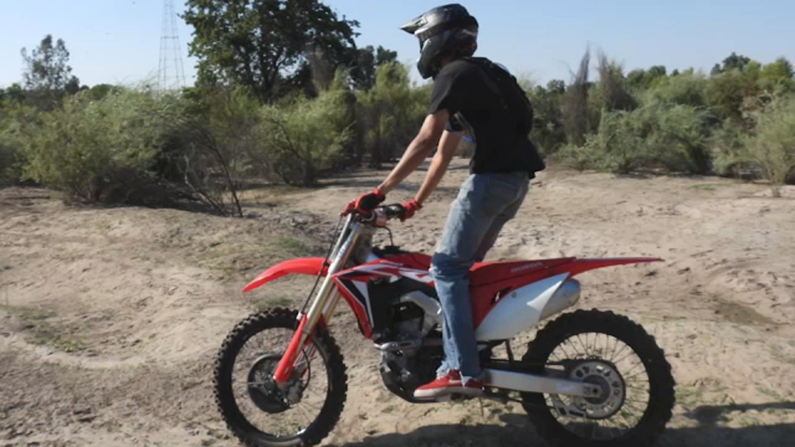 Volunteer attacked by man on motorbike near San Joaquin River in Fresno - Vimarsana News