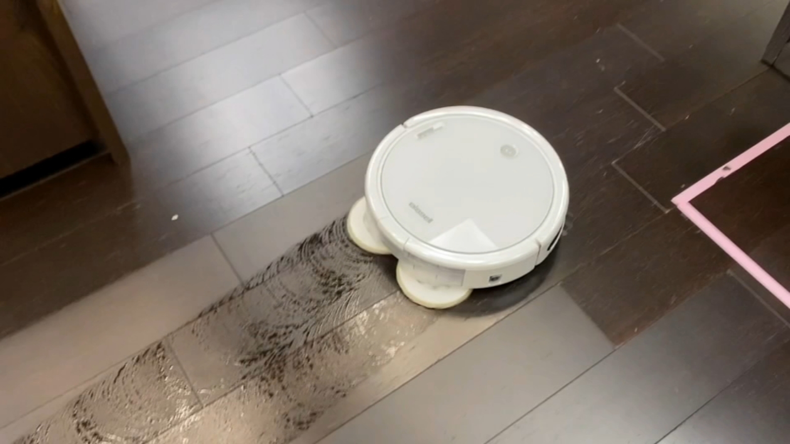 Consumer Reports Do new robotic mops work better than traditional mops