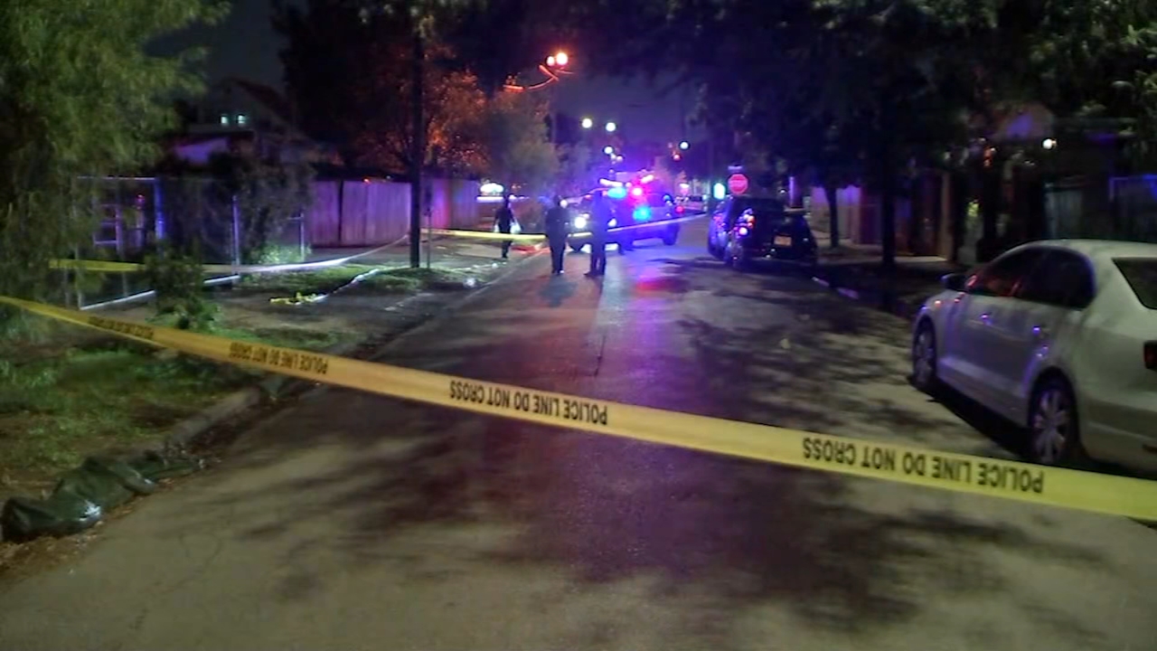 Carjackers shoot man before stealing Mercedes in Montrose, HPD says