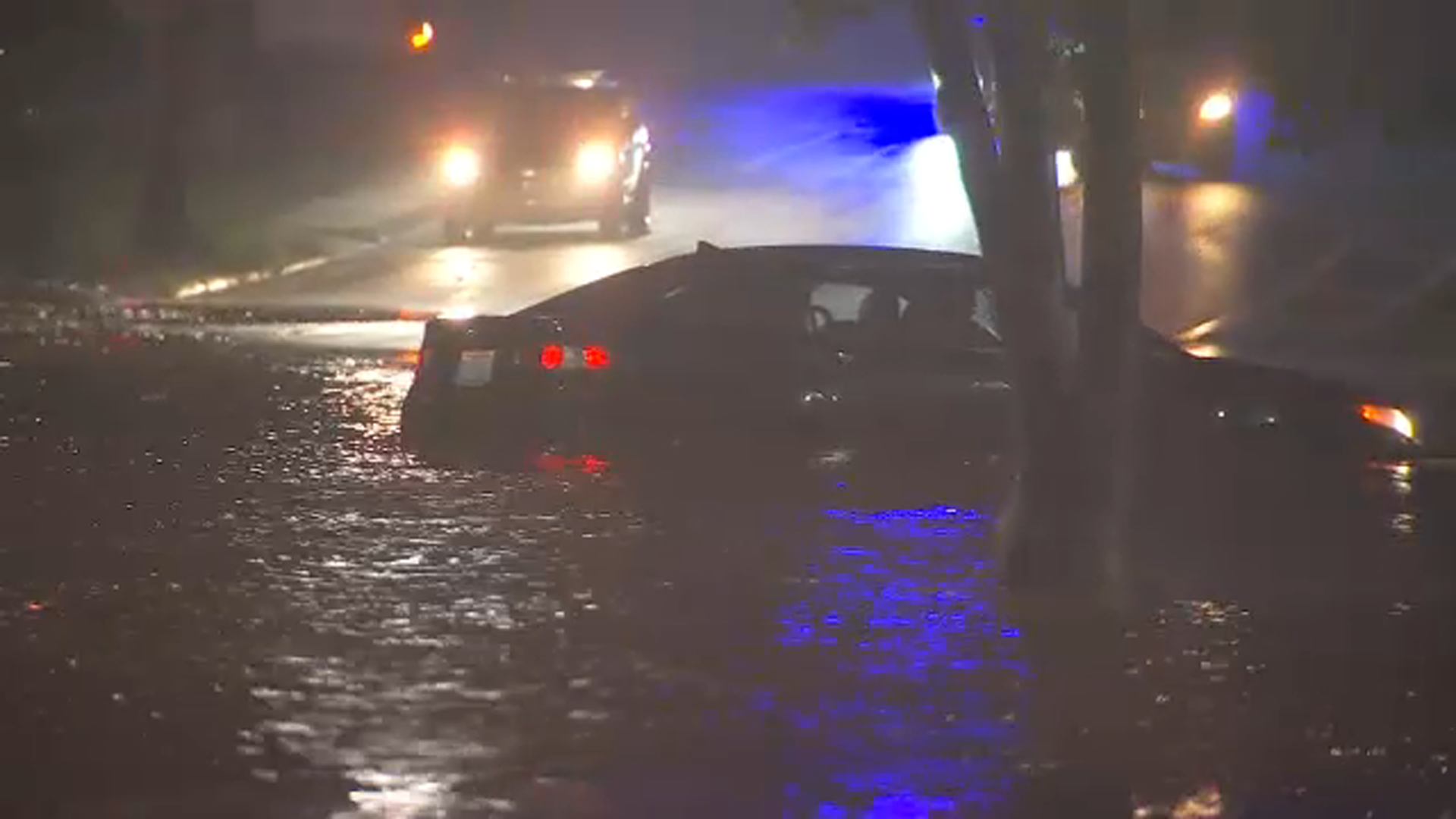 Heavy rain moves through Triangle; Flash Flood Warning for Durham