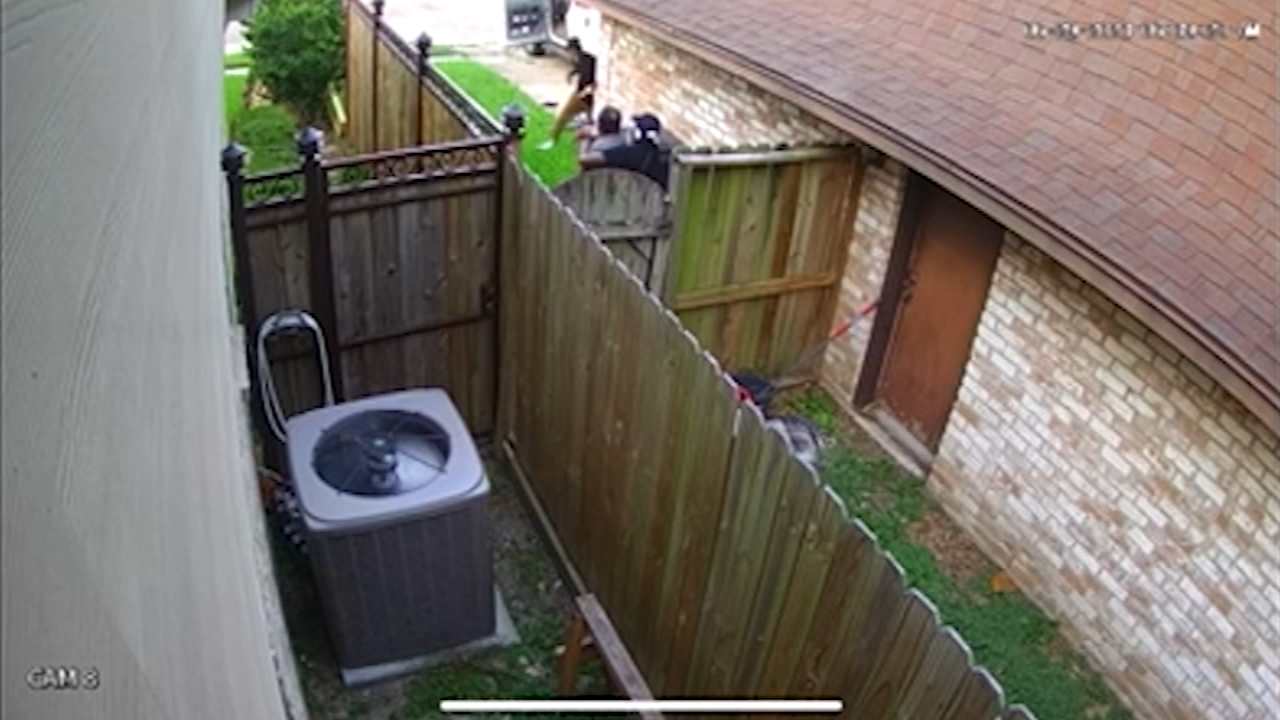 Video shows Houston handyman beaten and robbed on the job