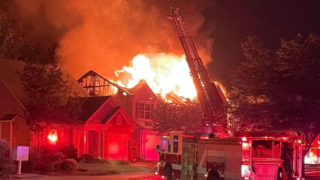 Morrisville fire damages homes, family displaced