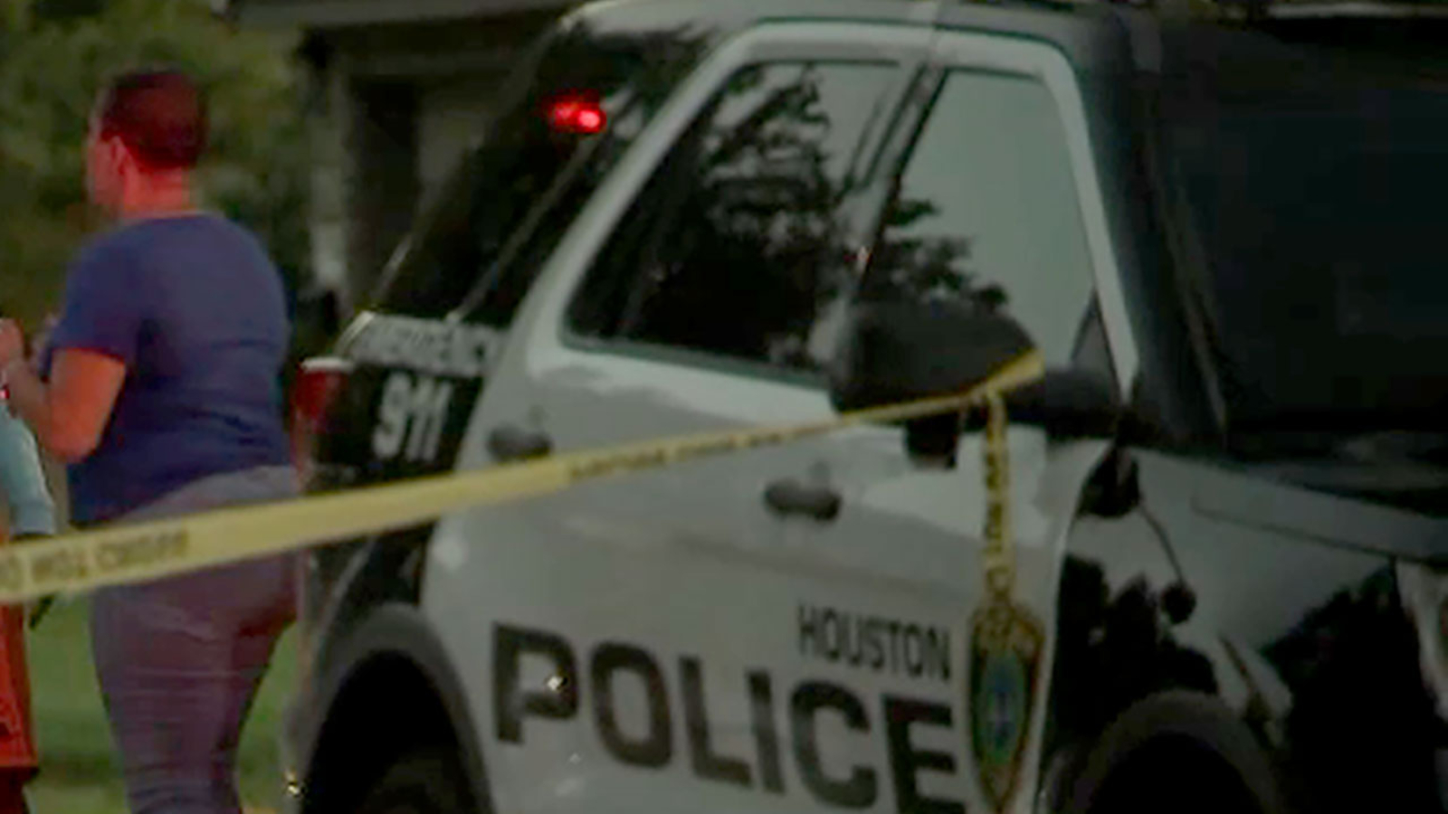Houston drive-by shooting: 2 men injured when shots fired from white ...