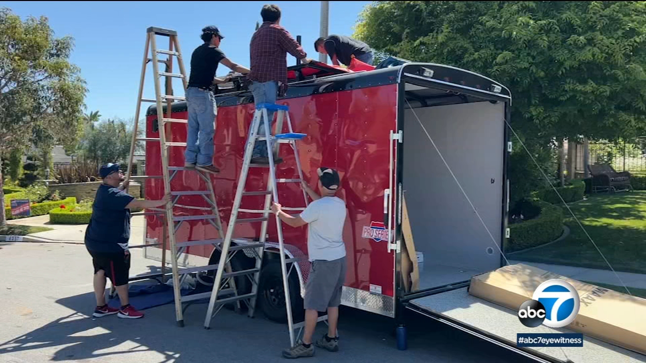Architecture students design portable showers for the unhoused in OC