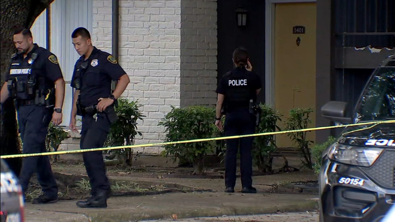 8-year-old's grandfather present when girl shot to death, police say