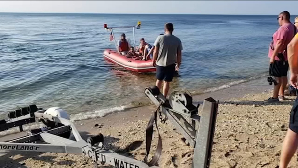 2 teen swimmers grateful to be alive after getting stranded in water