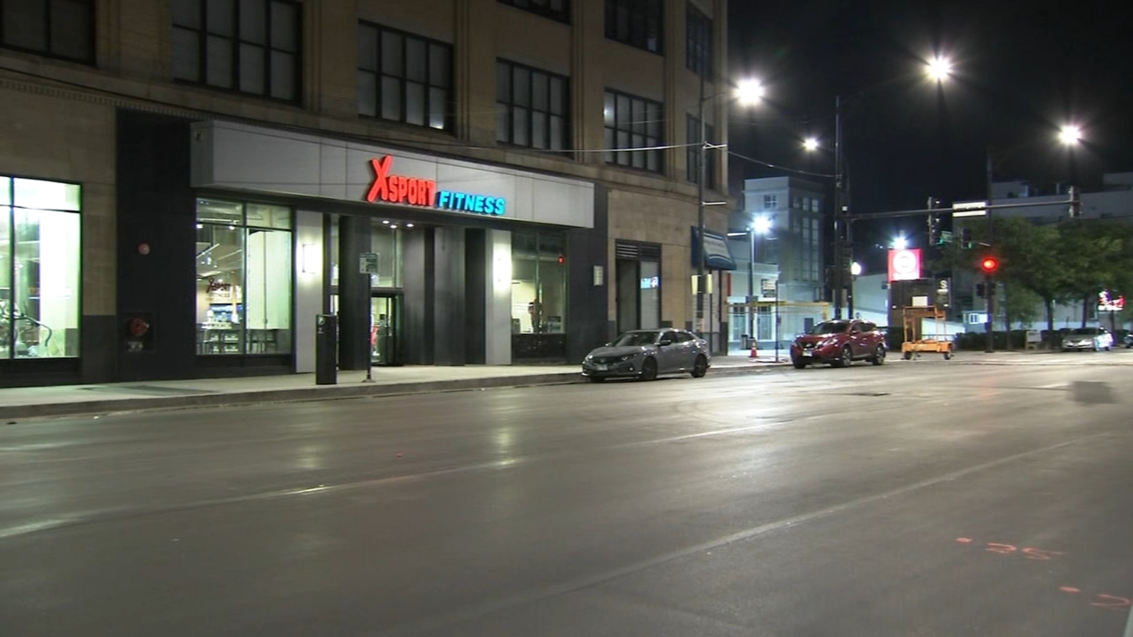 Chicago carjacking 1Chicago police investigating 2 Lakeview