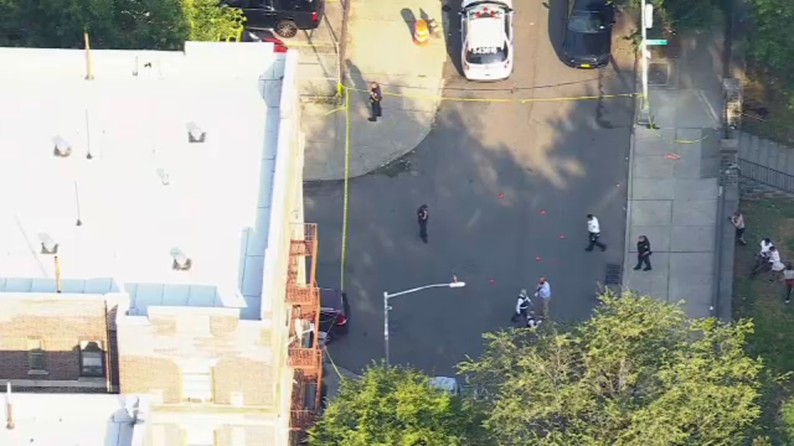 NYC crime: 3 people shot, including 6-year-old boy, at St. James Park in Kingsbridge, Bronx: police - Vimarsana News