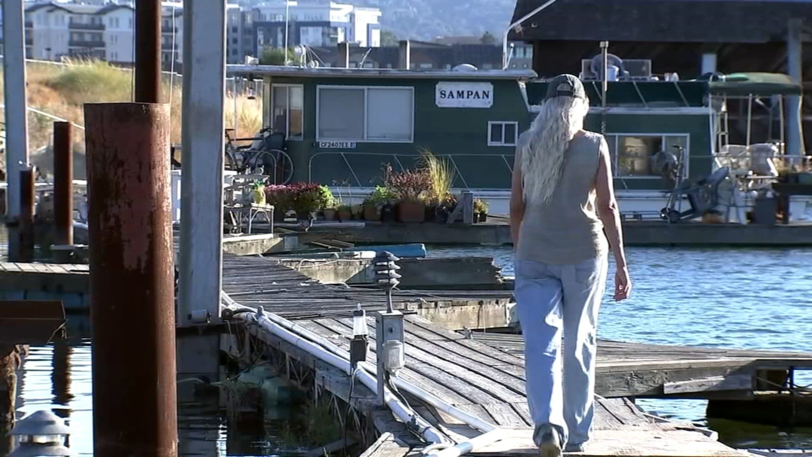 'Docktown' Redwood City floating community has dwindled to 9 residents