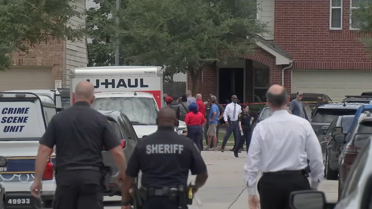 Family thought 21-year-old was to surrender before task force shot him