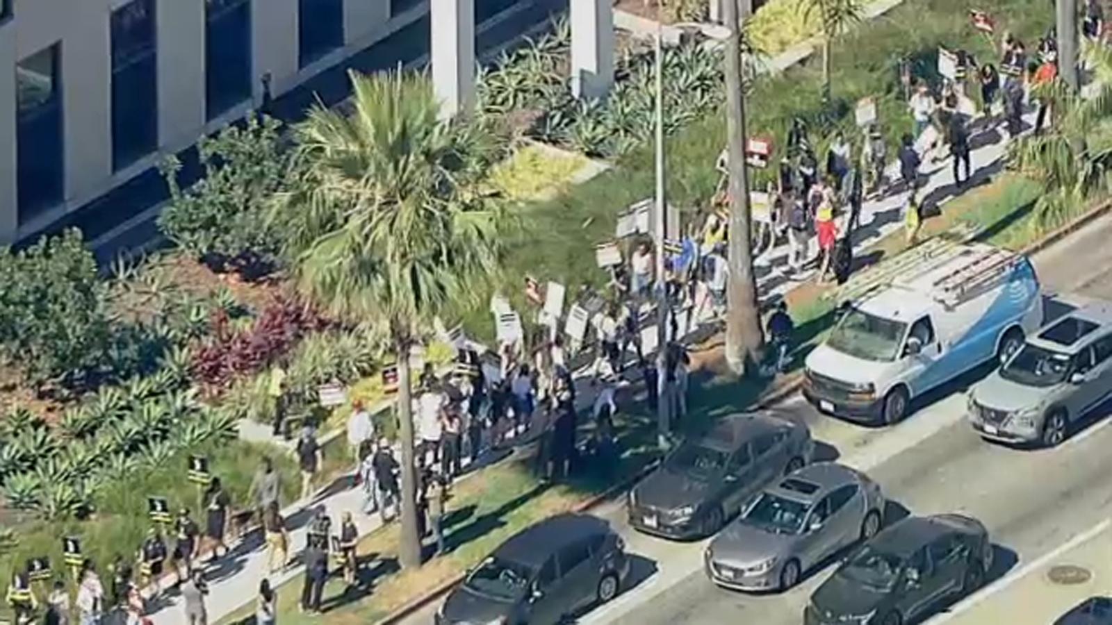 SAG-AFTRA actors to picket outside Hollywood's major film and TV studios Friday as historic strike gets underway - Vimarsana News