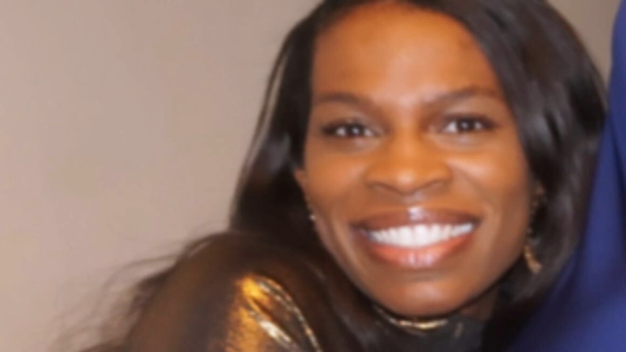 Officials identify Philly police officer who died after being found unresponsive in patrol car