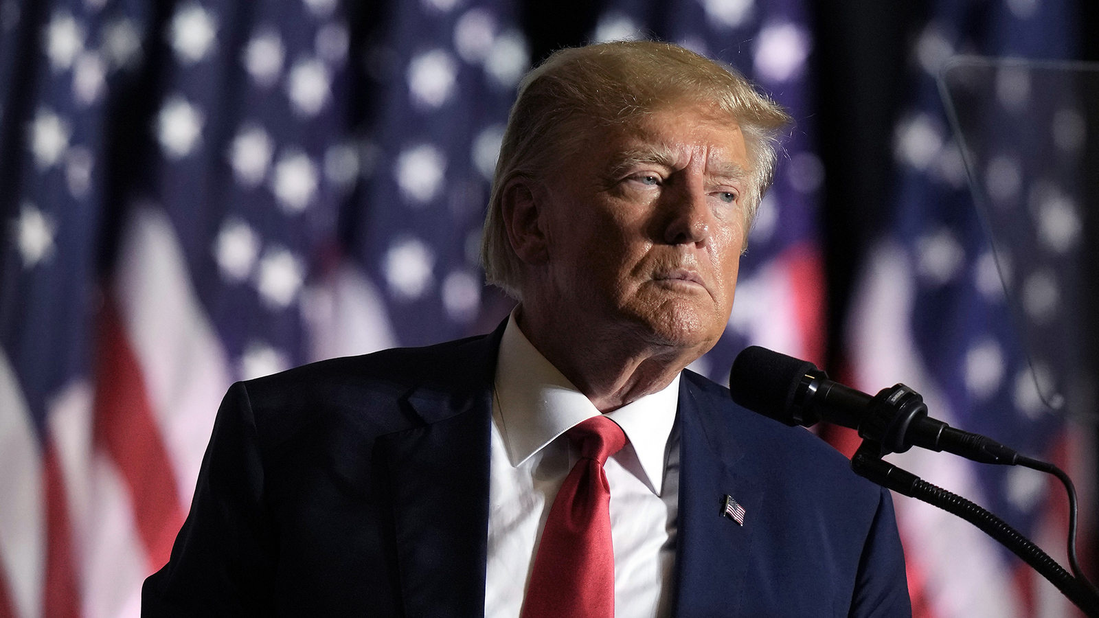 Trump's classified documents case: Judge in Florida sets a trial date for next May - Vimarsana News