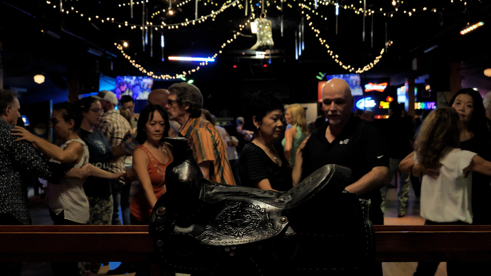 Learn country dancing at Neon Boots