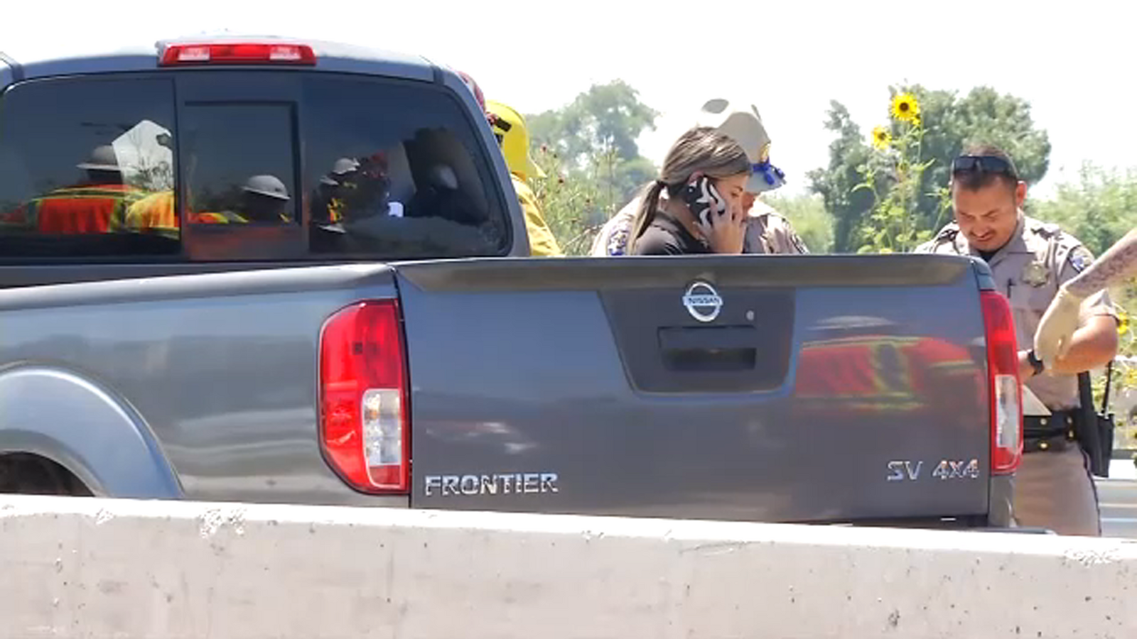 Big rig loses axle, bounces into vehicle on other side of highway 99 ...