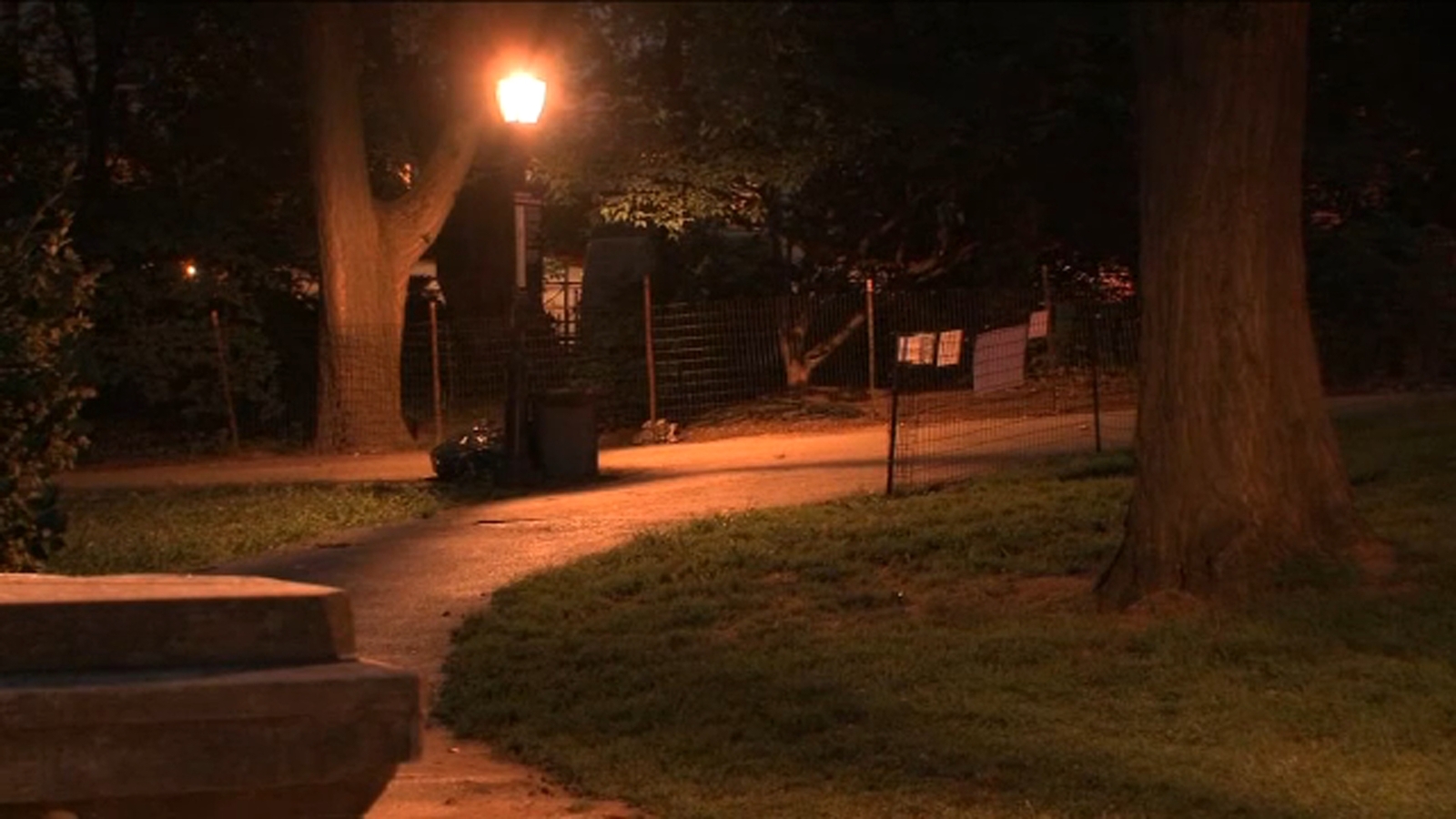 Manhattan Crime: NYPD searching for 2 men in separate West Side attacks on women - Vimarsana News