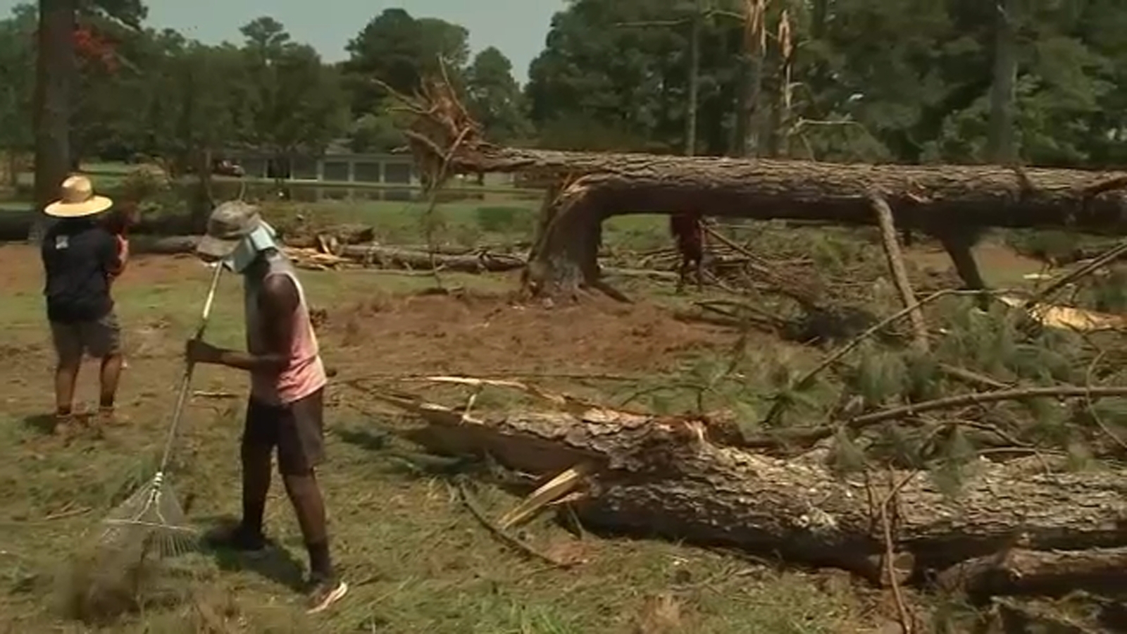 Tornado cleanup continues in dangerous heat one week later - Vimarsana News