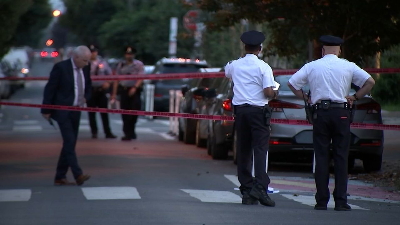 18-year-old shot, killed by 3 suspects in South Philadelphia: Police