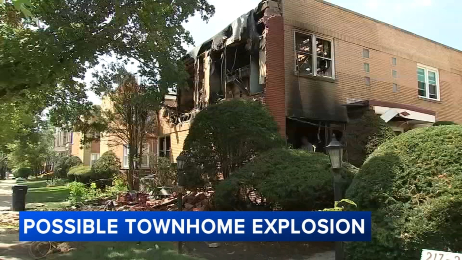 Oak Park explosion, fire in residential building at 200 S. Maple Street