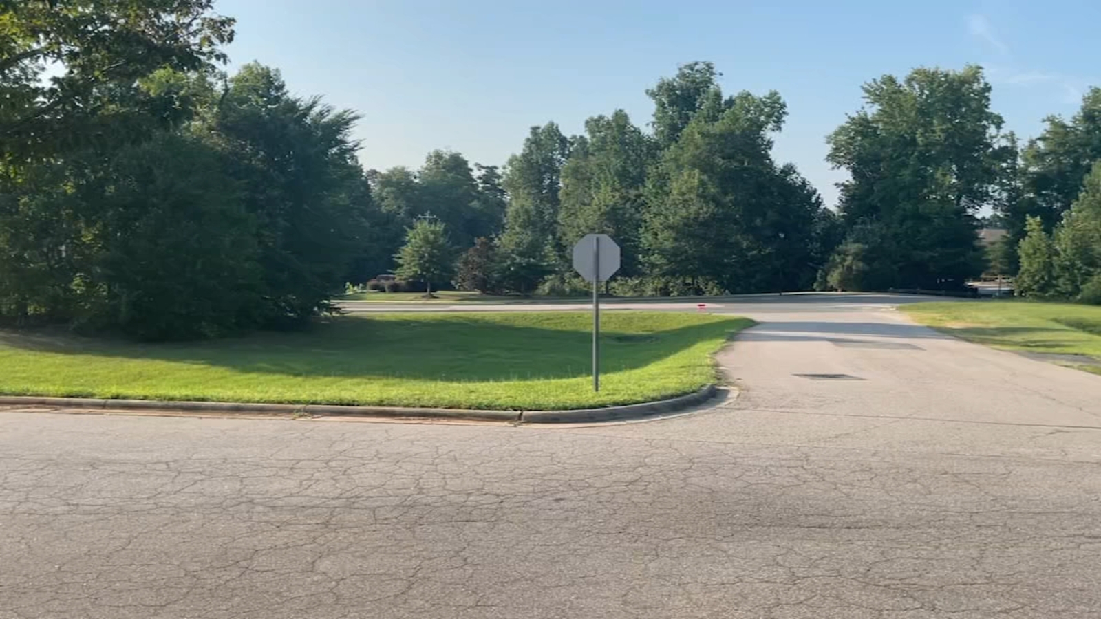 Richard Darrell Bryce | Police identify body found floating in pond in Knightdale - Vimarsana News