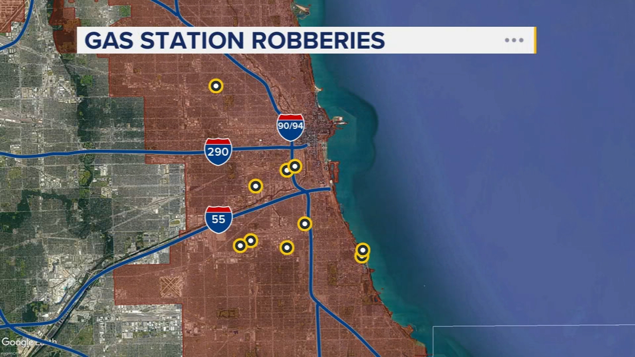 10 people robbed early Tuesday morning in Chicago