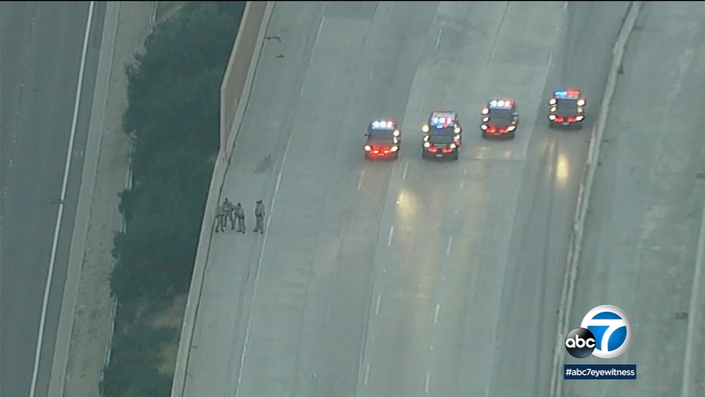 1 dead, 1 hurt after shooting on 57 Freeway in Diamond Bar area