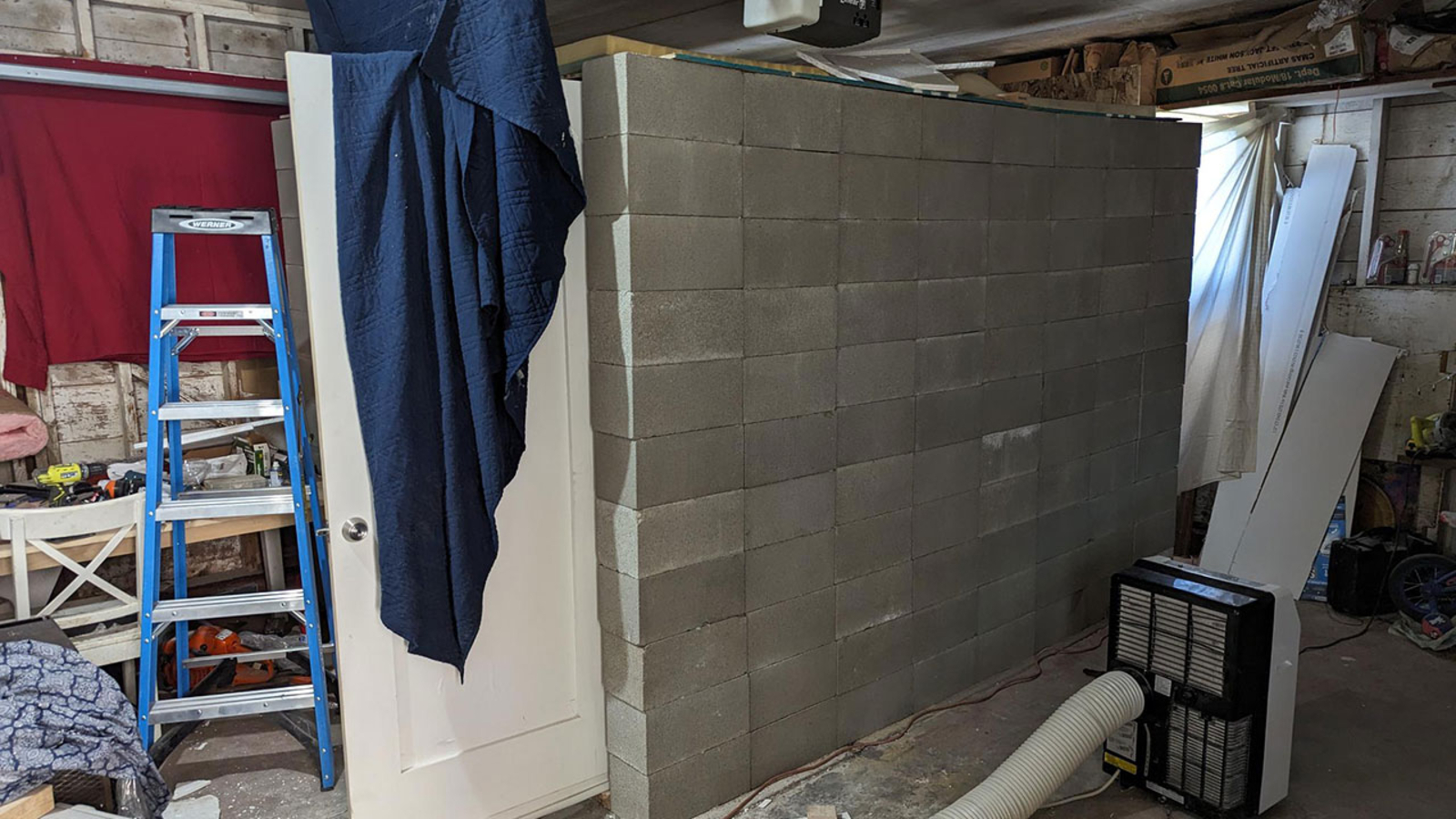 Woman's escape from cinder block cell in Oregon home may have spared others from similar nightmare, FBI says - Vimarsana News