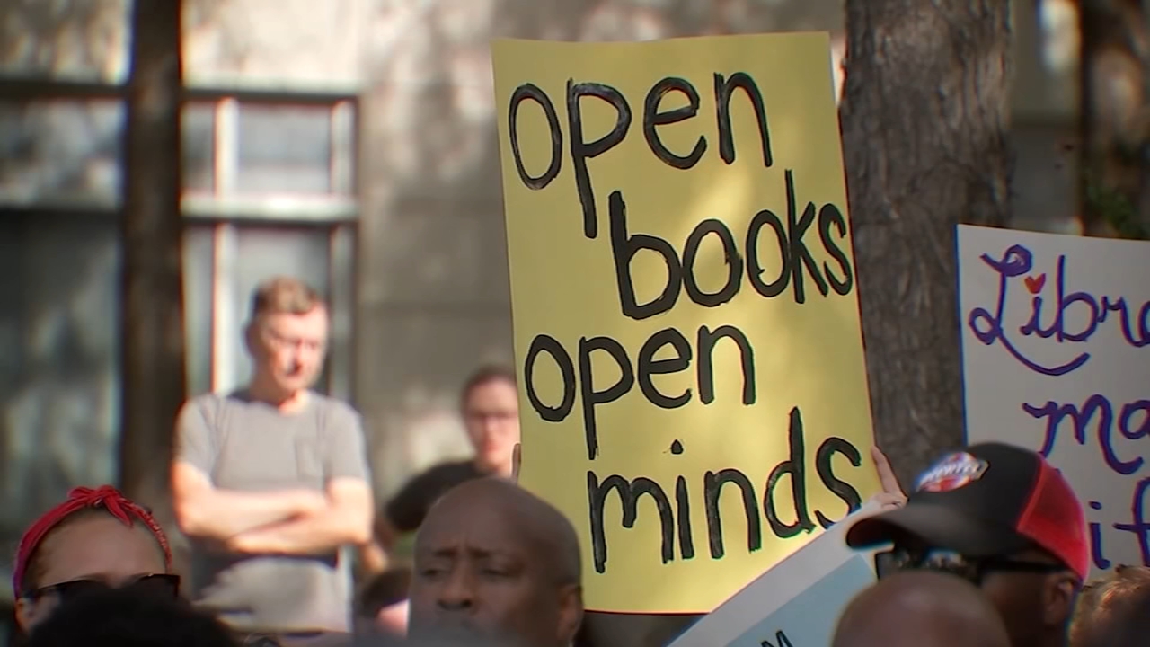 Protesters voice opposition over removal of libraries within HISD 