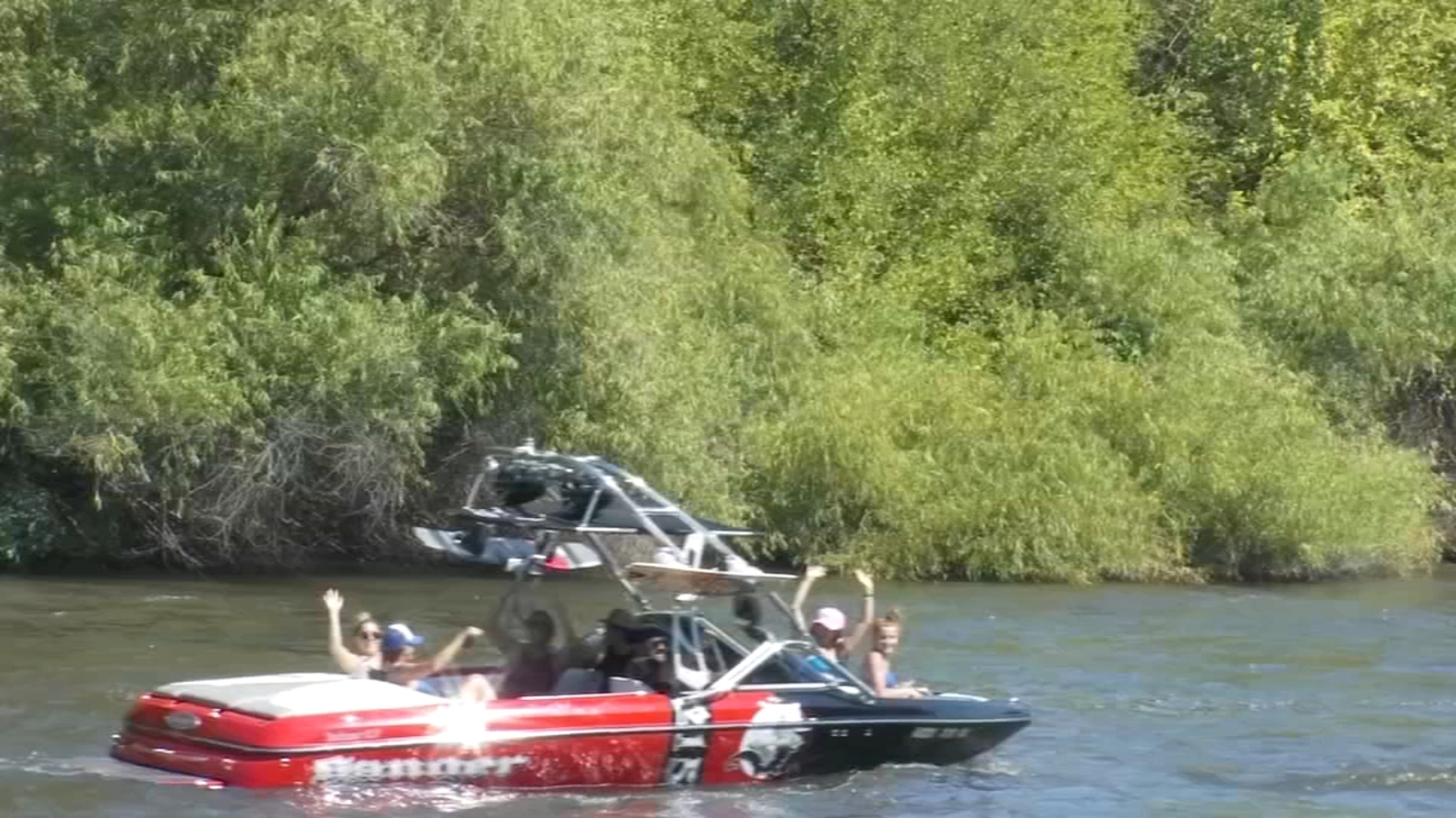 Crowds return to Kings River in first weekend of reopening - Vimarsana News