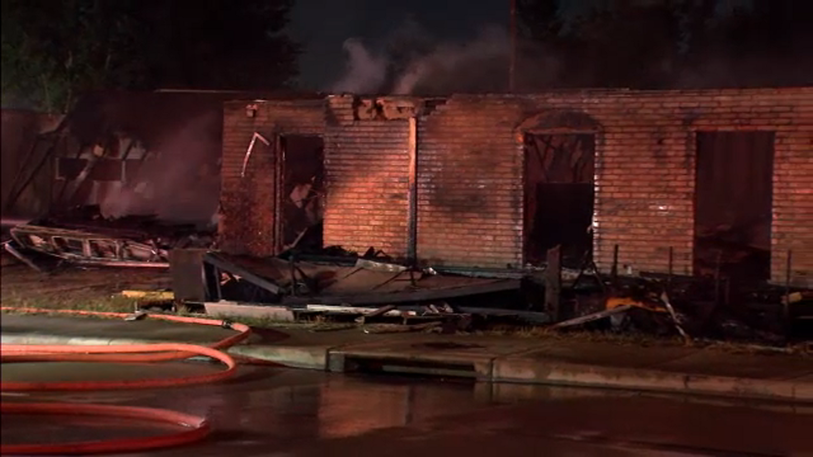 Fire investigation at abandoned building on Highway 290 and Bingle will affect traffic for a few hours - Vimarsana News